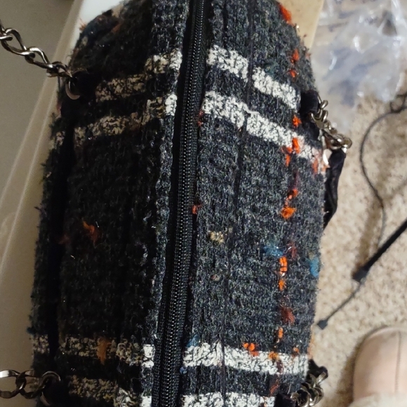 Vera Bradley Black and White Plaid Shoulder Bag - Picture 8 of 11